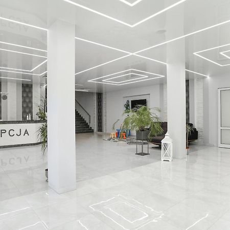 Hotel - Restauracja "Sloneczna" Яроцін Екстер'єр фото